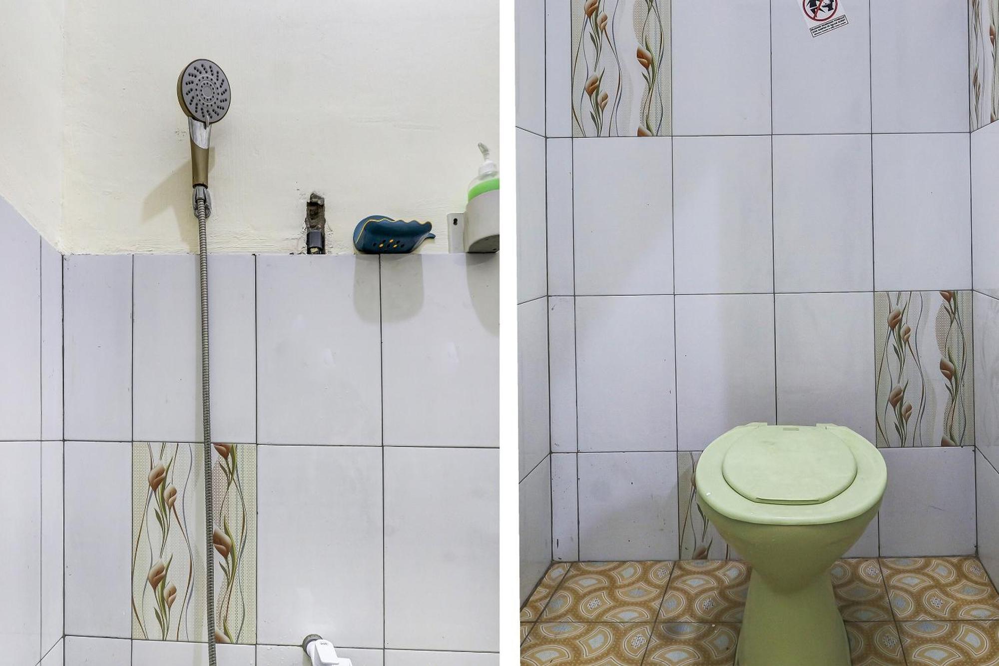 Spot On 90780 Gang Tengah Homestay Syariah 세마랑 외부 사진